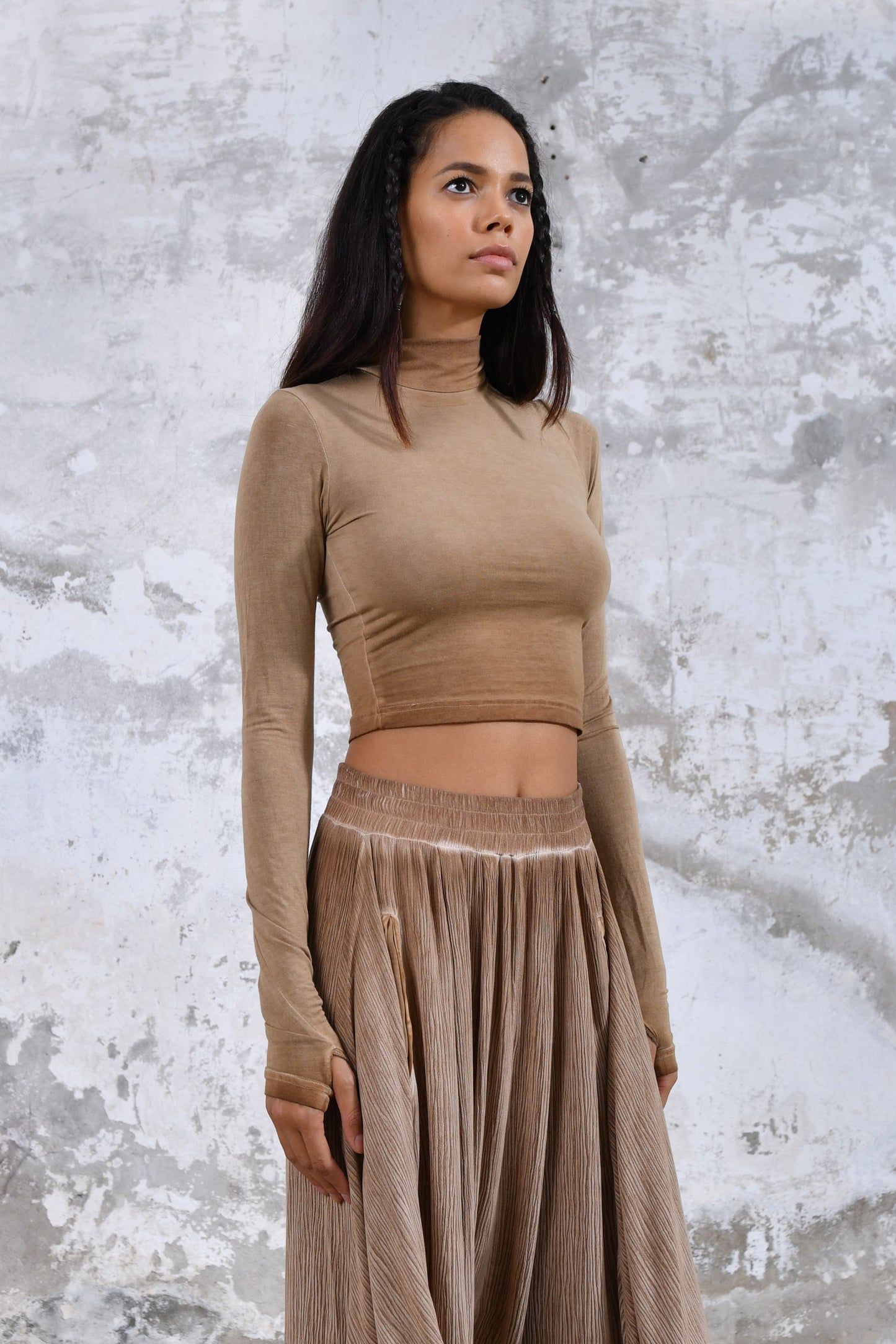 Soft cropped top for women Boho-inspired warrior top Eco-friendly clothing for women Handmade cropped body top Comfortable and stylish warrior top Breathable cropped top for summer Conscious clothing for women Ethical fashion cropped top Sustainable and cruelty-free cropped top Minimalist and versatile cropped body top.