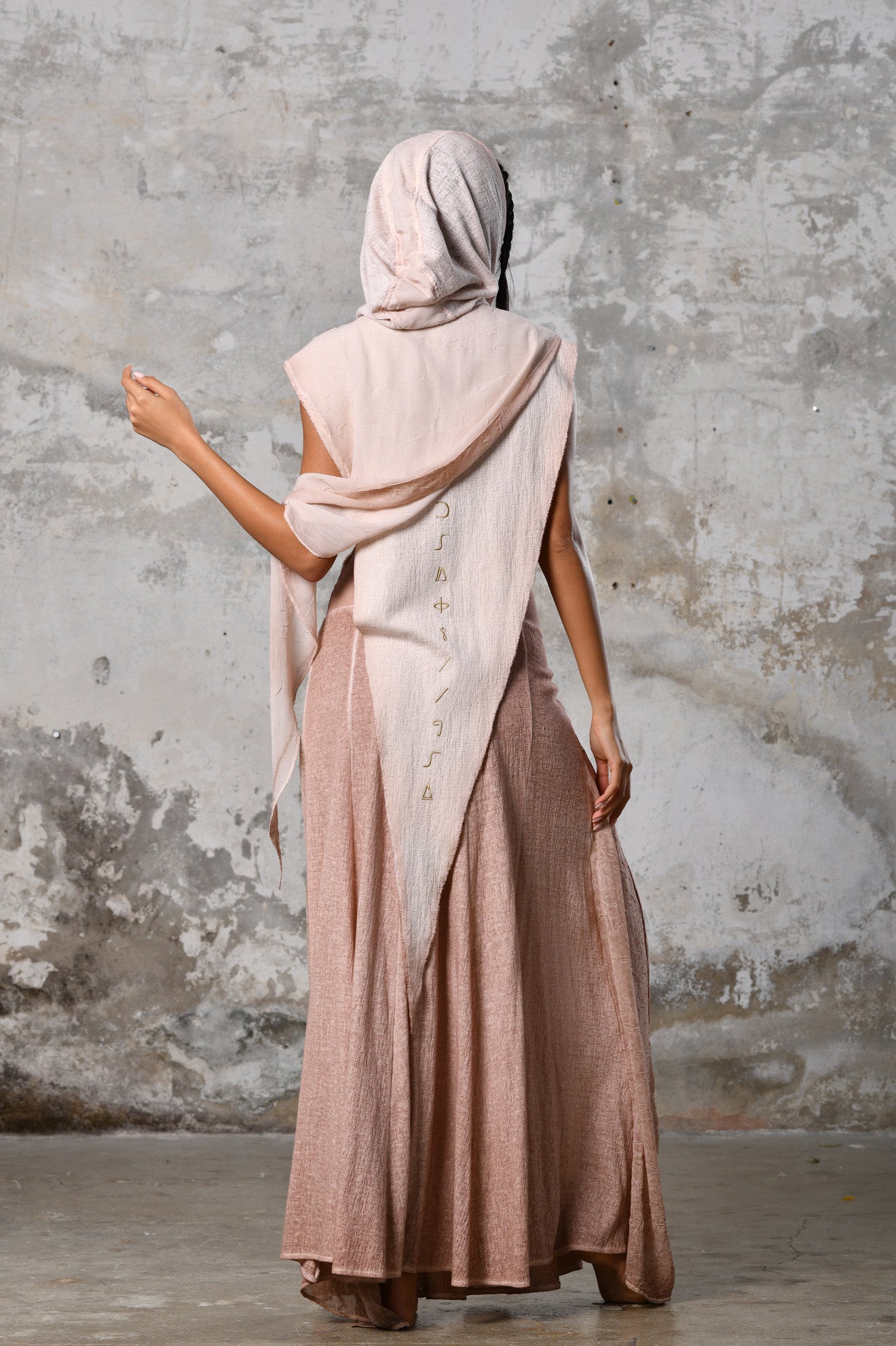 Armus Hood - Pudra Pembe