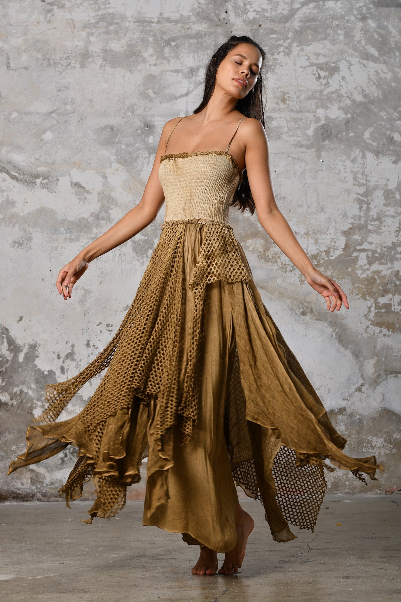 Our greek goddess dress made of handwoven organic cotton. Perfect dress for beach weddings, ceremonies and special occasions. The braids are made by hands making this dress transformer - multiway. You can tighten it up in different positions.